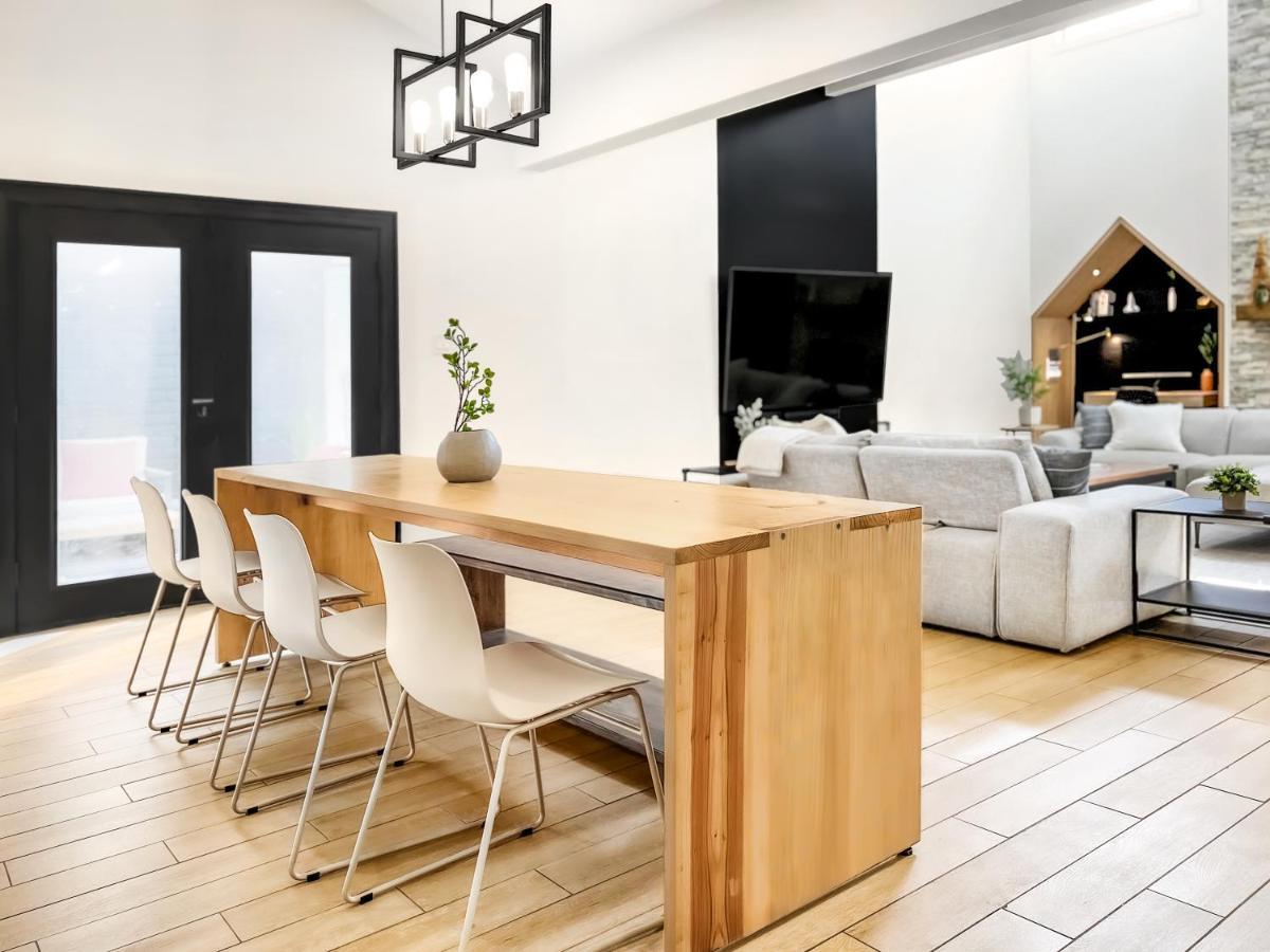 Open Airy Custom Designed Home - 2Kings - Sleeps 14 Houston Exterior photo