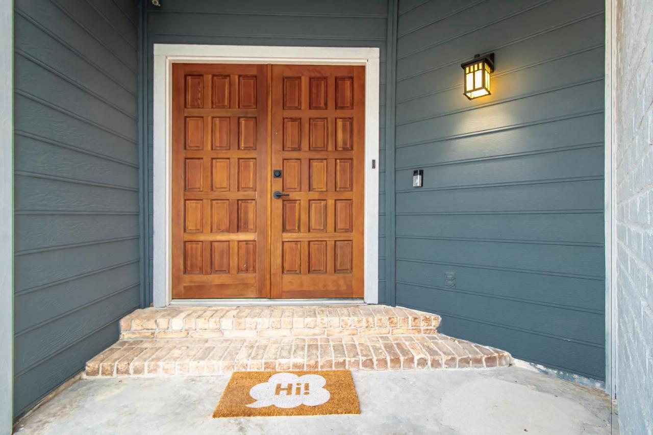 Open Airy Custom Designed Home - 2Kings - Sleeps 14 Houston Exterior photo